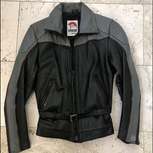 💯 % Leather Motorcycle Jacket. Xs Black and Gray